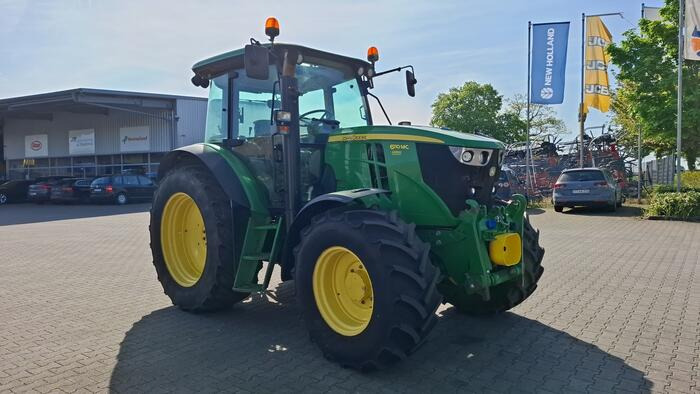 John Deere 6110 MC - Tractor: foto 2 John Deere 6110 MC - Tractor: foto 2