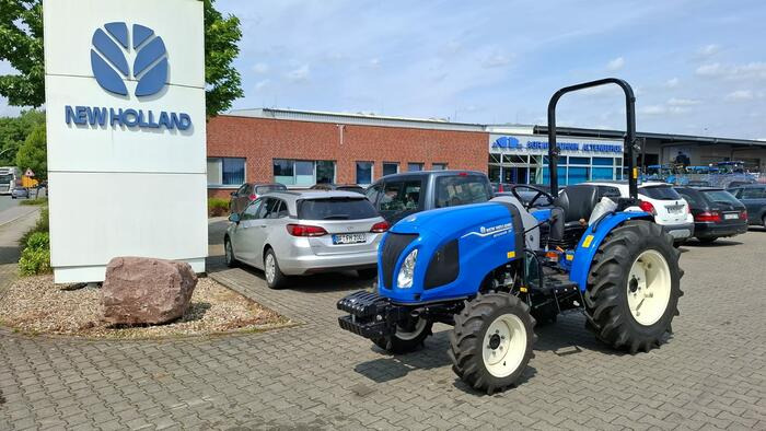 New Holland Boomer 35 - Tractor: foto 3 New Holland Boomer 35 - Tractor: foto 3
