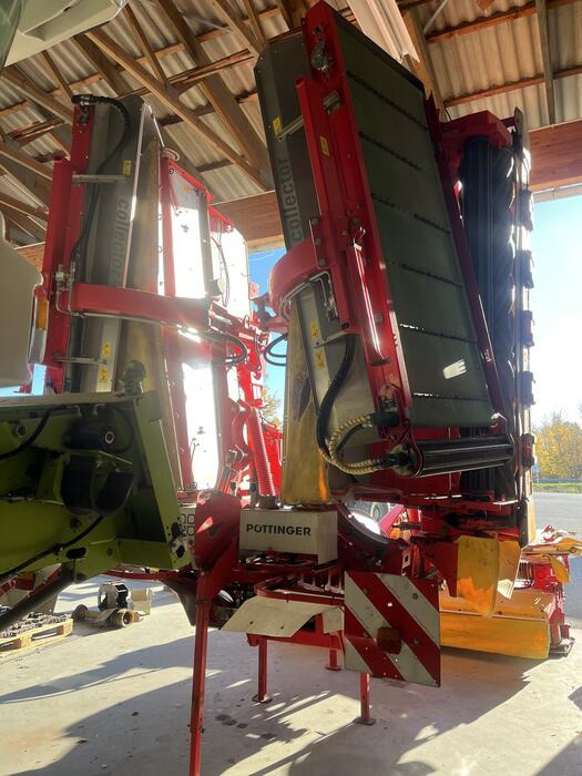 Pöttinger NovaCat X 8 RC - Segadora: foto 4 Pöttinger NovaCat X 8 RC - Segadora: foto 4