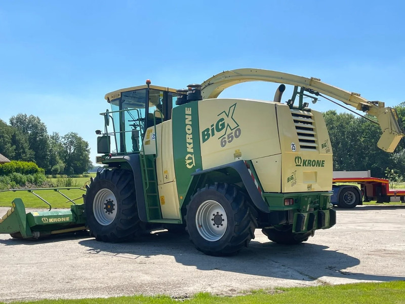 Krone Big X 650 V8 Hakselaar Claas John deere New holland - Cosechadora de forraje: foto 2 Krone Big X 650 V8 Hakselaar Claas John deere New holland - Cosechadora de forraje: foto 2