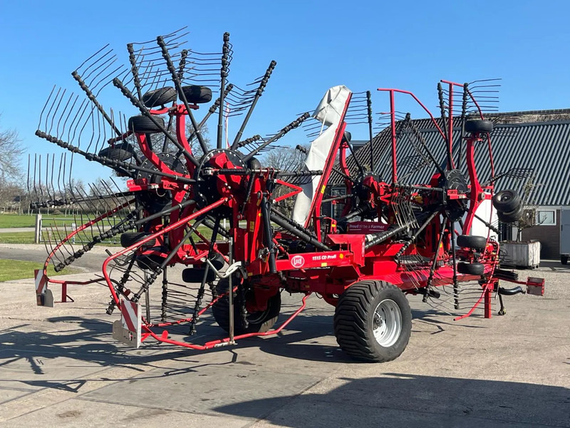 Lely Hibiscus 1515 CD profi 4 rotorhark - Henificadora: foto 4 Lely Hibiscus 1515 CD profi 4 rotorhark - Henificadora: foto 4