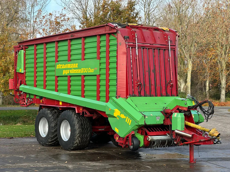 Strautmann Giga Vitesse III 3 Ladewagen Opraapwagen - Maquinaria agrícola: foto 4 Strautmann Giga Vitesse III 3 Ladewagen Opraapwagen - Maquinaria agrícola: foto 4