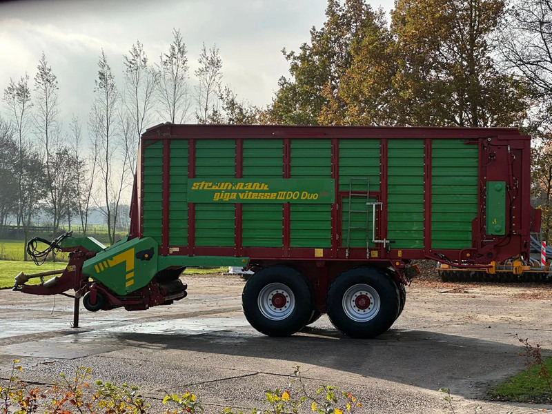 Strautmann Giga Vitesse III 3 Ladewagen Opraapwagen - Maquinaria agrícola: foto 3 Strautmann Giga Vitesse III 3 Ladewagen Opraapwagen - Maquinaria agrícola: foto 3