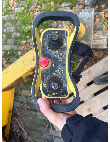 Potain AF 519 Torenkraan Bouwkraan Kraan Verzetbaar Radiografisch - Maquinaria de construcción: foto 3 Potain AF 519 Torenkraan Bouwkraan Kraan Verzetbaar Radiografisch - Maquinaria de construcción: foto 3