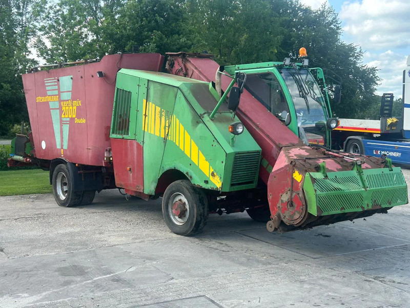 Strautmann VM 2000 D zelfrijdende mengwagen verti mix 2000 - Maquinaria ganadera: foto 1 Strautmann VM 2000 D zelfrijdende mengwagen verti mix 2000 - Maquinaria ganadera: foto 1