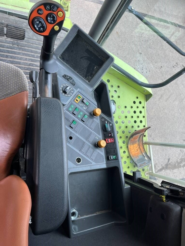 Cosechadora de granos Claas Lexion 540 C: foto 10