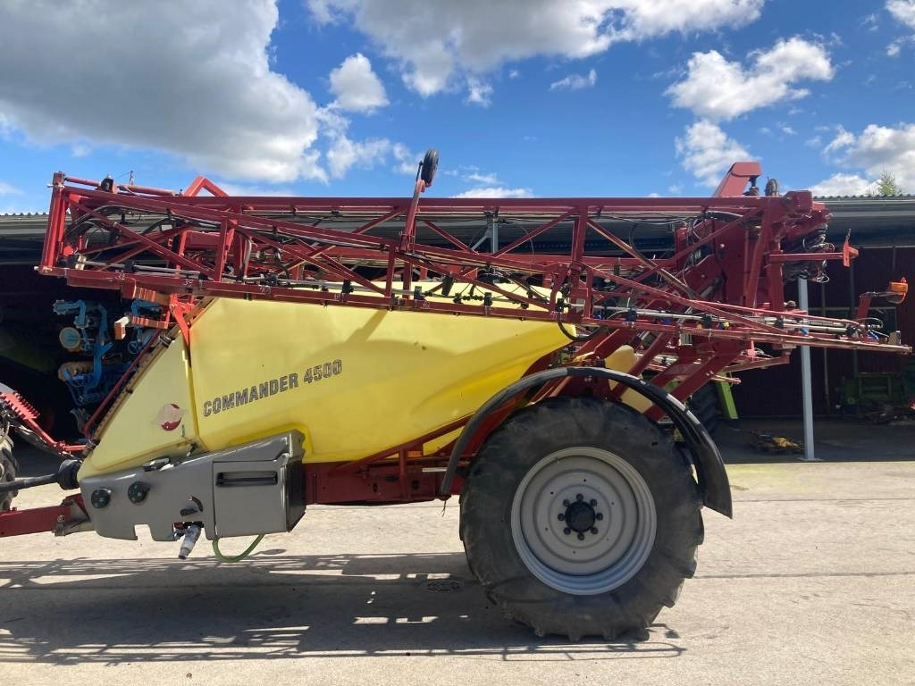 Hardi COMMANDERr 4500 - Pulverizador arrastrado: foto 2 Hardi COMMANDERr 4500 - Pulverizador arrastrado: foto 2