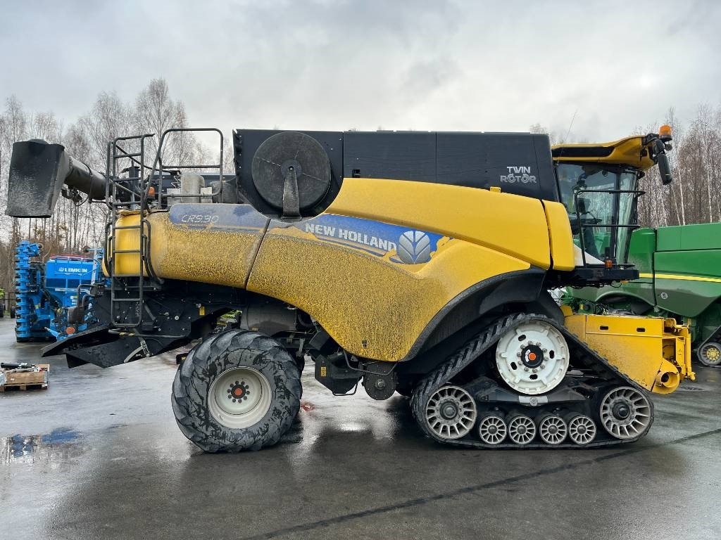 New Holland CR 9.90 - Cosechadora de granos: foto 5 New Holland CR 9.90 - Cosechadora de granos: foto 5