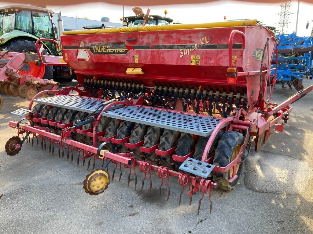 Vaderstad Rapid 400C - Combinado de siembra: foto 4 Vaderstad Rapid 400C - Combinado de siembra: foto 4