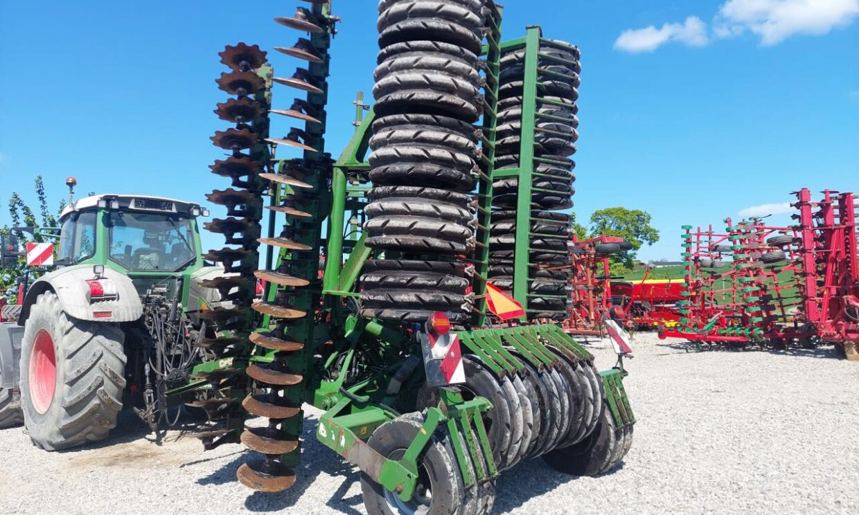 Amazone Catros 7500 - Rastras: foto 1 Amazone Catros 7500 - Rastras: foto 1