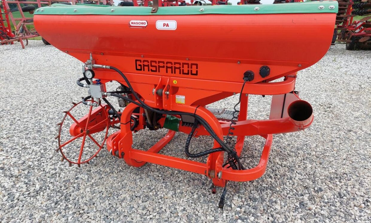 Thyregod TRV 12 med frø-/gødning-udstyr - Maquinaria agrícola: foto 4 Thyregod TRV 12 med frø-/gødning-udstyr - Maquinaria agrícola: foto 4