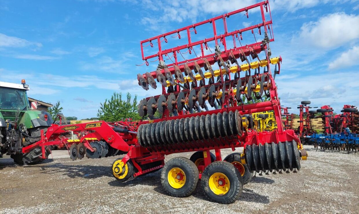 Väderstad Carrier 820 tallerkenharve - Rastras: foto 4 Väderstad Carrier 820 tallerkenharve - Rastras: foto 4