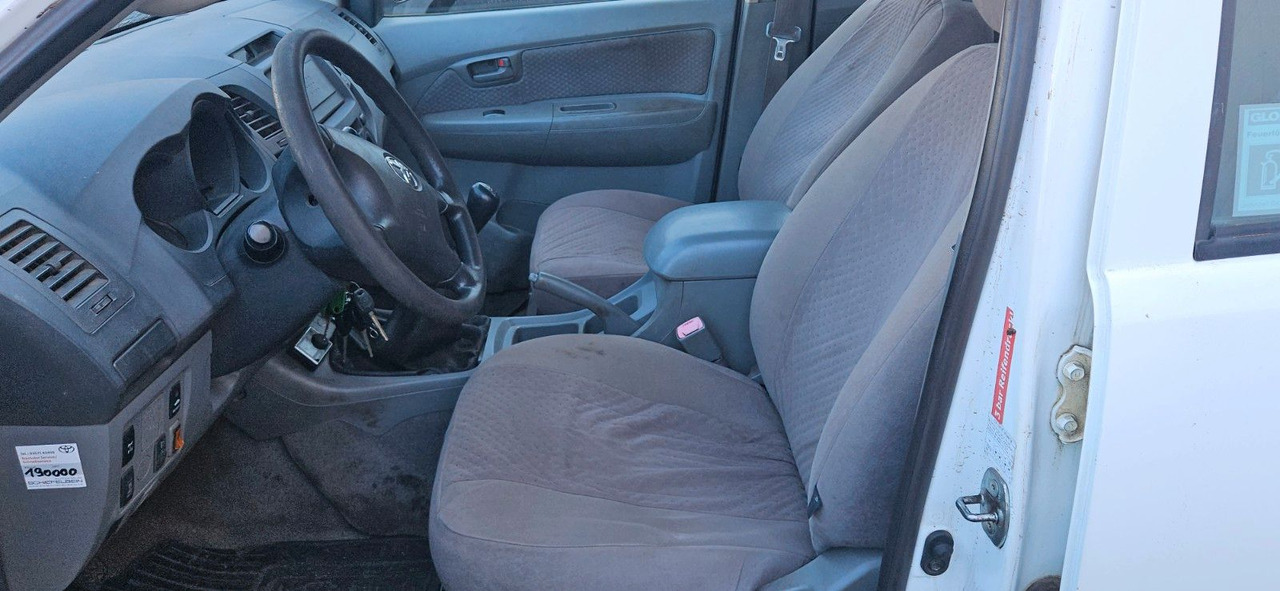 Toyota Hilux Double Cab 4x4 - SUV/ Todoterreno: foto 5 Toyota Hilux Double Cab 4x4 - SUV/ Todoterreno: foto 5