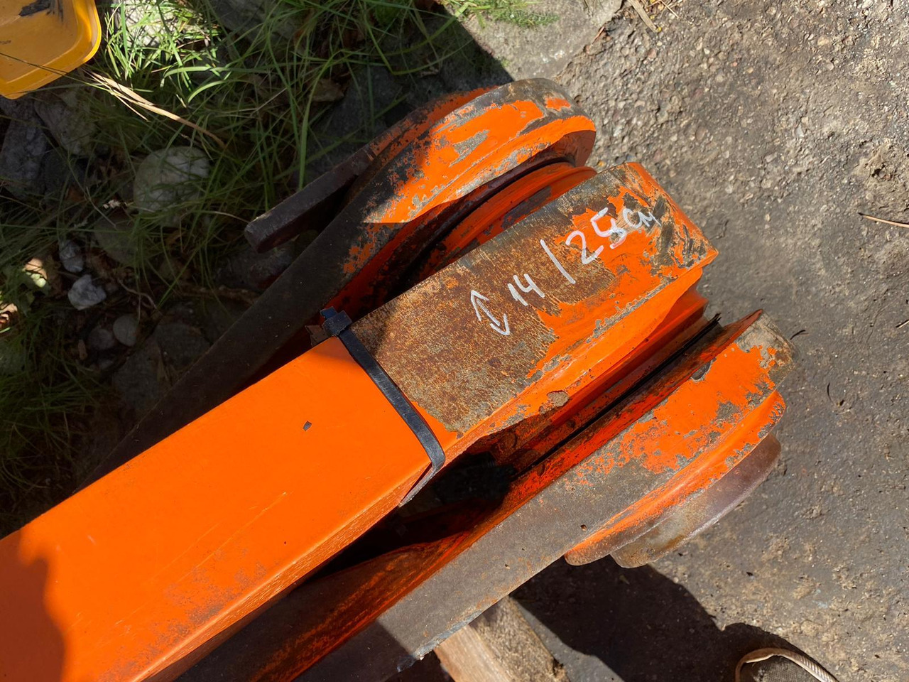 Doosan DL 500 - Brazo: foto 4 Doosan DL 500 - Brazo: foto 4