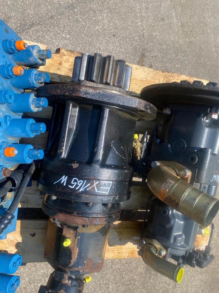 Hitachi Transmittal 705TF2 aus EX 165 W - Reductor de giro para Maquinaria de construcción: foto 1 Hitachi Transmittal 705TF2 aus EX 165 W - Reductor de giro para Maquinaria de construcción: foto 1