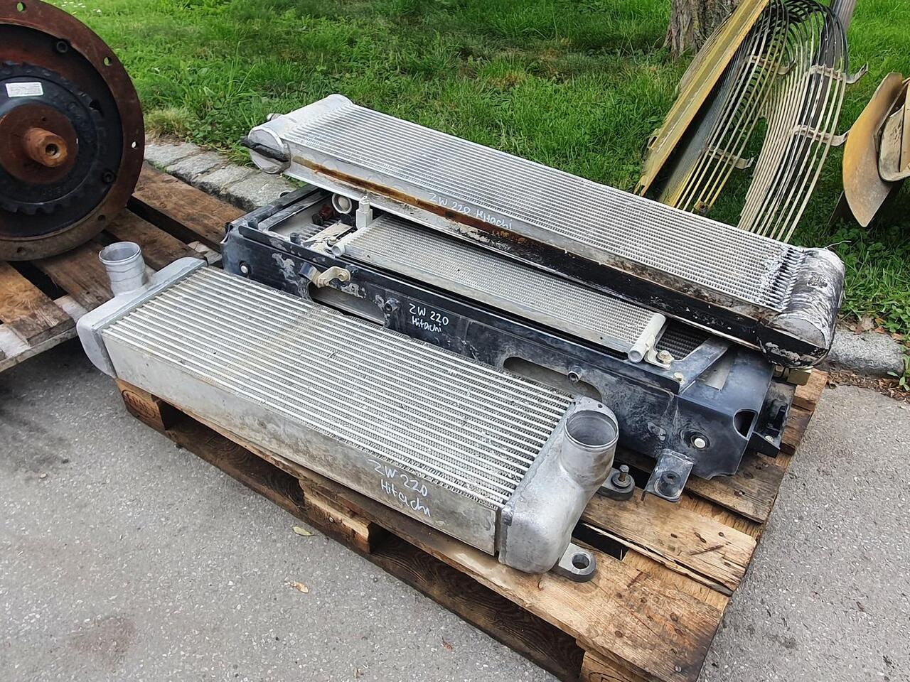 Hitachi ZW 220 - Sistema de refrigeración para Maquinaria de construcción: foto 4 Hitachi ZW 220 - Sistema de refrigeración para Maquinaria de construcción: foto 4