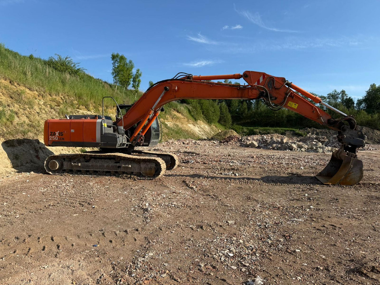 Hitachi ZX 250 LCN -3 - Excavadora de cadenas: foto 4 Hitachi ZX 250 LCN -3 - Excavadora de cadenas: foto 4