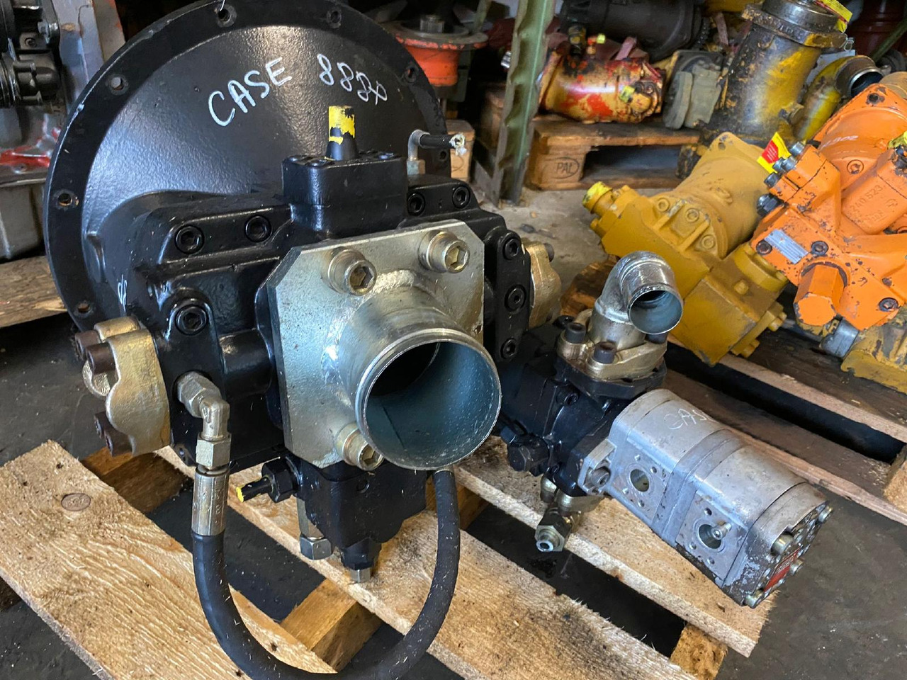 Hydromatik A8V080 aus Case 888P - Bomba hidráulica para Maquinaria de construcción: foto 3 Hydromatik A8V080 aus Case 888P - Bomba hidráulica para Maquinaria de construcción: foto 3