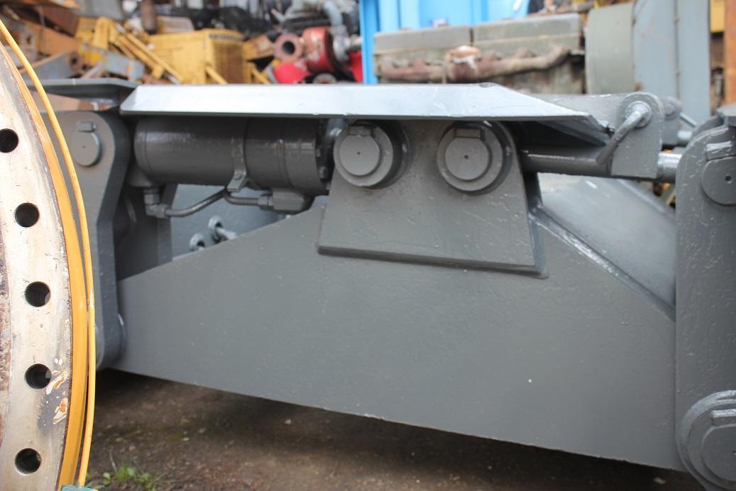 Liebherr R 932 LIT - Implemento: foto 3 Liebherr R 932 LIT - Implemento: foto 3