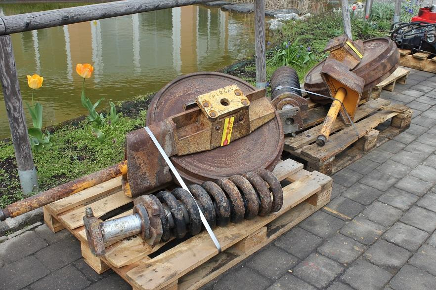 Liebherr LR 622 - Piezas del tren de rodaje para Maquinaria de construcción: foto 1 Liebherr LR 622 - Piezas del tren de rodaje para Maquinaria de construcción: foto 1