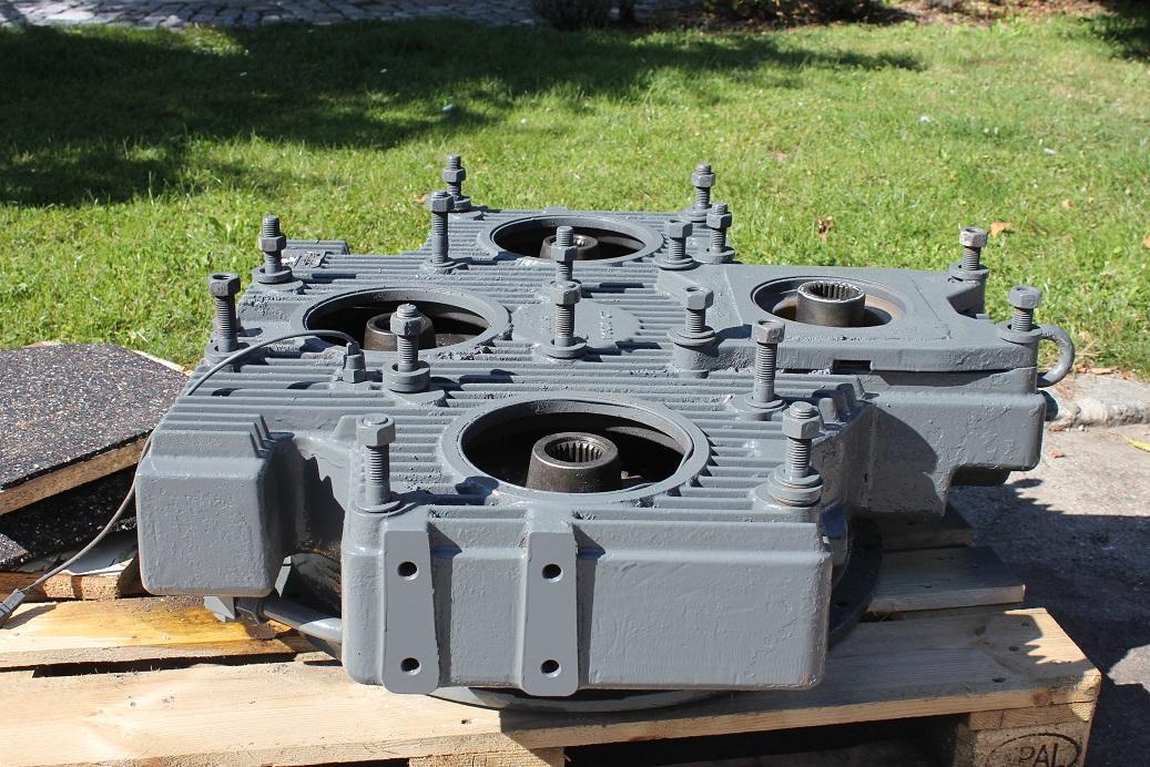 Liebherr MKA 450 aus LH R 984 - Hidráulica para Maquinaria de construcción: foto 3 Liebherr MKA 450 aus LH R 984 - Hidráulica para Maquinaria de construcción: foto 3