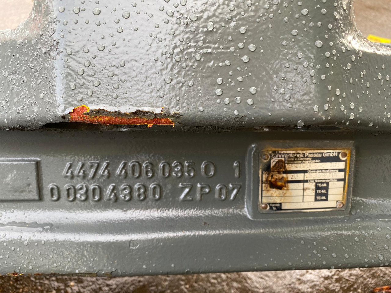 Liebherr ZF AP 415 aus L 564 - Eje y piezas para Maquinaria de construcción: foto 4 Liebherr ZF AP 415 aus L 564 - Eje y piezas para Maquinaria de construcción: foto 4