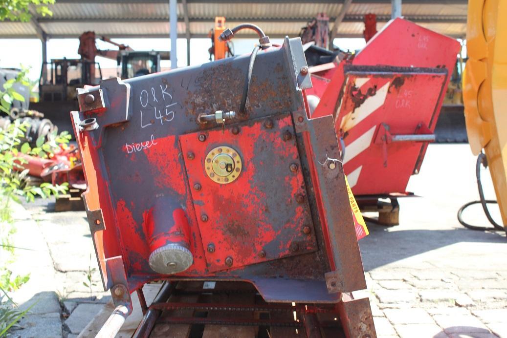 O&K L 45 - Depósito de combustible para Cargadora de ruedas: foto 5 O&K L 45 - Depósito de combustible para Cargadora de ruedas: foto 5