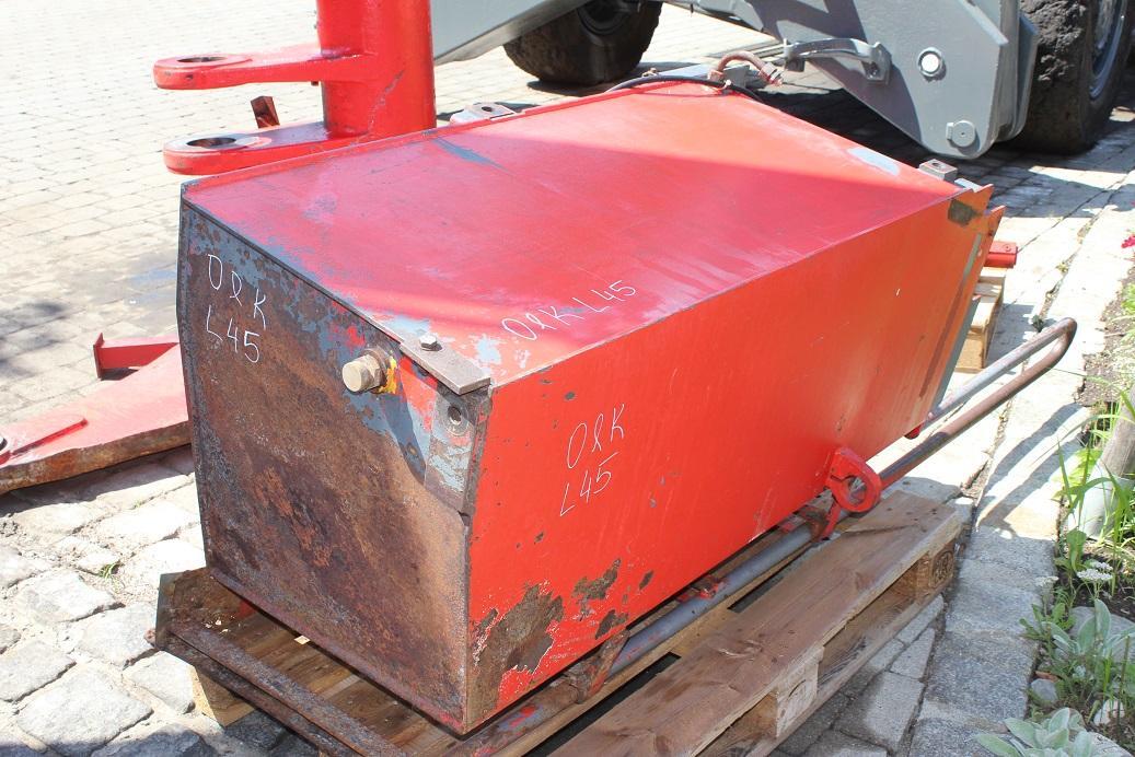 O&K L 45 - Depósito de combustible para Cargadora de ruedas: foto 2 O&K L 45 - Depósito de combustible para Cargadora de ruedas: foto 2
