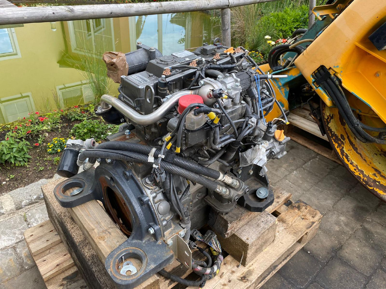 Yanmar Hitachi 4TNV 98C aus ZX 85 - Motor para Maquinaria de construcción: foto 3 Yanmar Hitachi 4TNV 98C aus ZX 85 - Motor para Maquinaria de construcción: foto 3