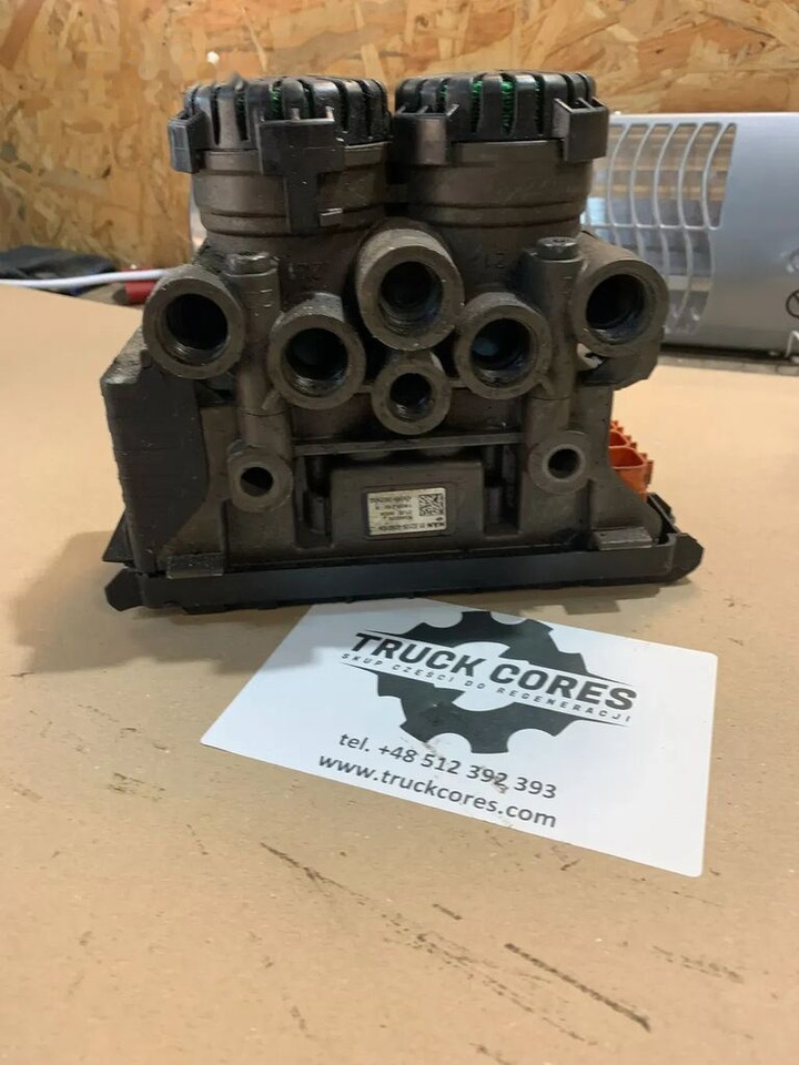 Modulator Podwójny EBS K050209 E6 KNORR BREMSE MAN TGX, TGL, TGM K050209 - Válvula de freno para Camión: foto 1 Modulator Podwójny EBS K050209 E6 KNORR BREMSE MAN TGX, TGL, TGM K050209 - Válvula de freno para Camión: foto 1