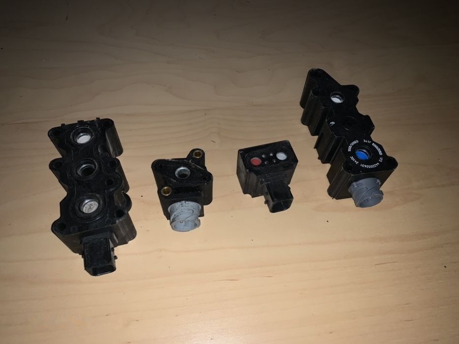 WABCO Cewka zawór osuszacza Volvo ECAS różne rodzaje Hurt części 4422032631 - Válvula de freno para Camión: foto 3 WABCO Cewka zawór osuszacza Volvo ECAS różne rodzaje Hurt części 4422032631 - Válvula de freno para Camión: foto 3