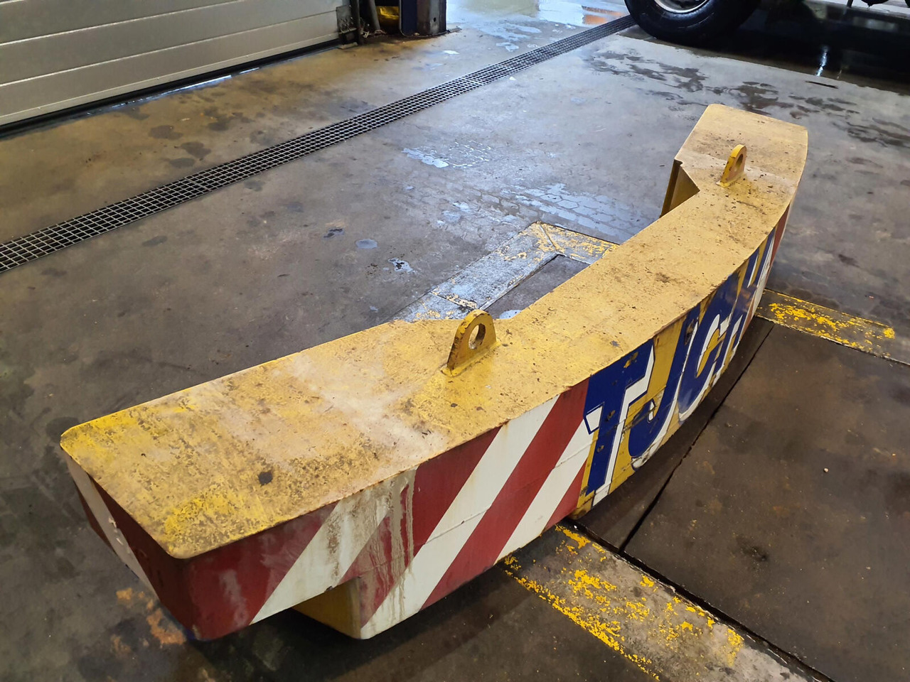 FAUN ATF 45 counterweight 2,45 ton - Contrapeso para Autogrúa: foto 3 FAUN ATF 45 counterweight 2,45 ton - Contrapeso para Autogrúa: foto 3