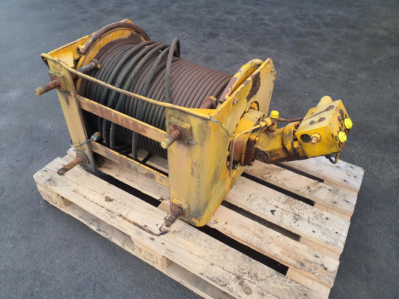 FAUN RTF 30 winch - Cabrestante para Grúa: foto 1 FAUN RTF 30 winch - Cabrestante para Grúa: foto 1