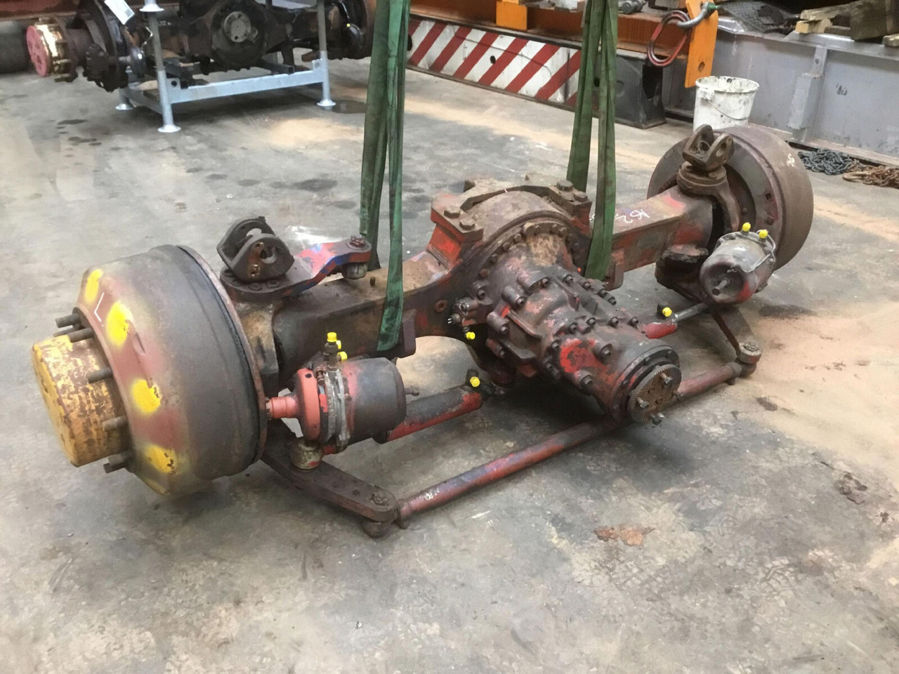 FAUN RTF 45 axle 2 - Eje y piezas para Autogrúa: foto 3 FAUN RTF 45 axle 2 - Eje y piezas para Autogrúa: foto 3