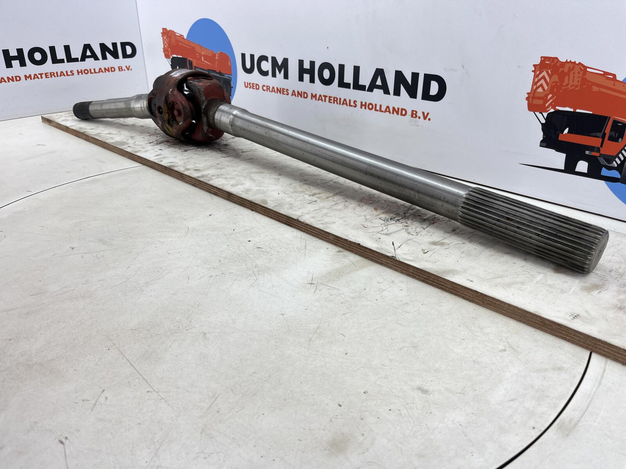 FAUN RTF 50 drive shaft axle 4 - Palier para Maquinaria de construcción: foto 2 FAUN RTF 50 drive shaft axle 4 - Palier para Maquinaria de construcción: foto 2