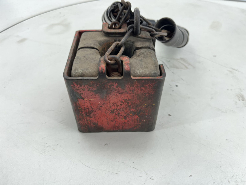Faun ATF 40G-2 Weight assy with bracket complete - Contrapeso para Maquinaria de construcción: foto 4 Faun ATF 40G-2 Weight assy with bracket complete - Contrapeso para Maquinaria de construcción: foto 4
