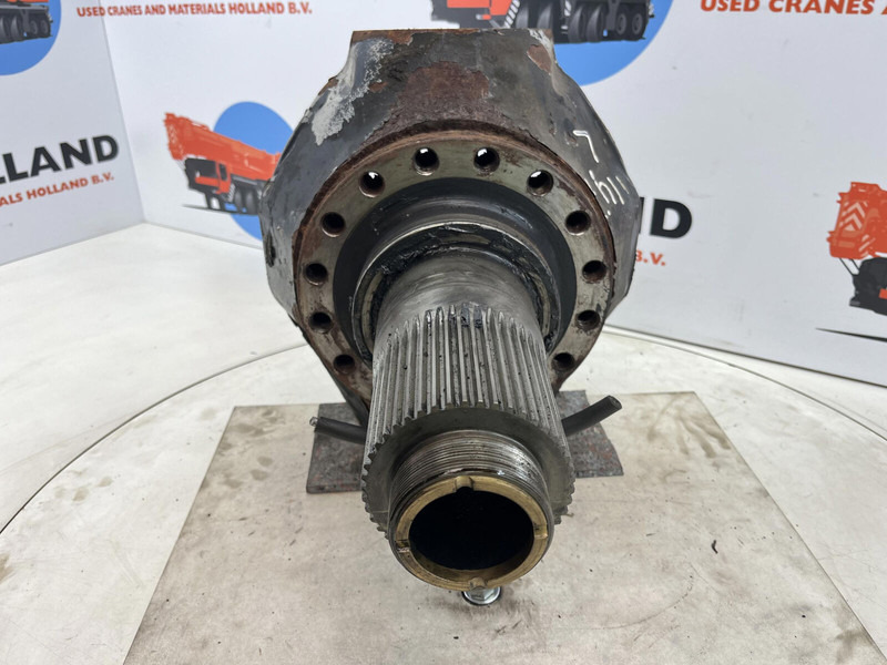 Faun ATF 45-3 Steering knuckle 16 holes axle 3 - Mangueta: foto 2 Faun ATF 45-3 Steering knuckle 16 holes axle 3 - Mangueta: foto 2
