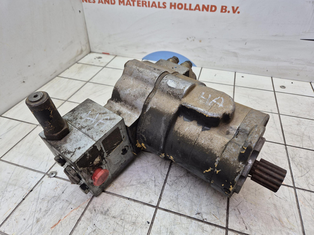Grove AT 422 emergency steering pump - Bomba hidráulica para Autogrúa: foto 5 Grove AT 422 emergency steering pump - Bomba hidráulica para Autogrúa: foto 5
