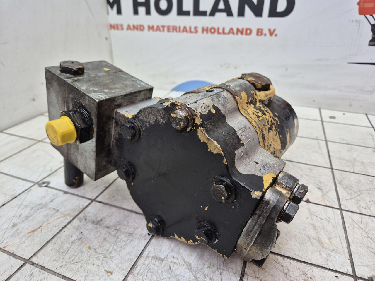 Grove AT 422 emergency steering pump - Bomba hidráulica para Autogrúa: foto 3 Grove AT 422 emergency steering pump - Bomba hidráulica para Autogrúa: foto 3