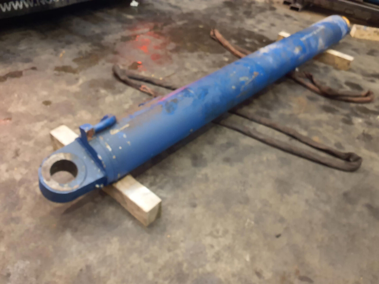 Grove GMK 3050 boom cylinder - Cilindro hidráulico para Autogrúa: foto 2 Grove GMK 3050 boom cylinder - Cilindro hidráulico para Autogrúa: foto 2