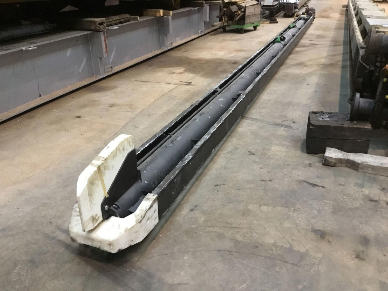 Grove GMK 4075 Telescopic boom cylinder - Cilindro hidráulico para Autogrúa: foto 3 Grove GMK 4075 Telescopic boom cylinder - Cilindro hidráulico para Autogrúa: foto 3