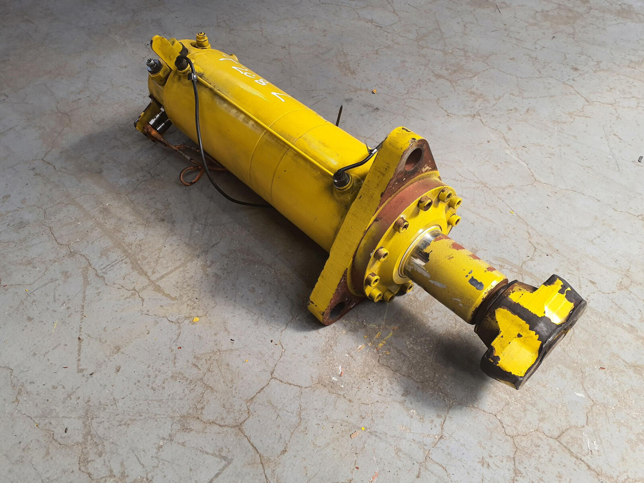Grove GMK 5100 counterweight cylinder - Cilindro hidráulico para Autogrúa: foto 1 Grove GMK 5100 counterweight cylinder - Cilindro hidráulico para Autogrúa: foto 1