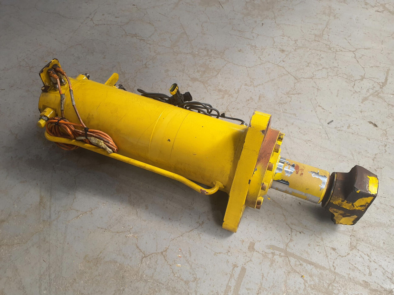 Grove GMK 5100 counterweight cylinder - Cilindro hidráulico para Autogrúa: foto 5 Grove GMK 5100 counterweight cylinder - Cilindro hidráulico para Autogrúa: foto 5