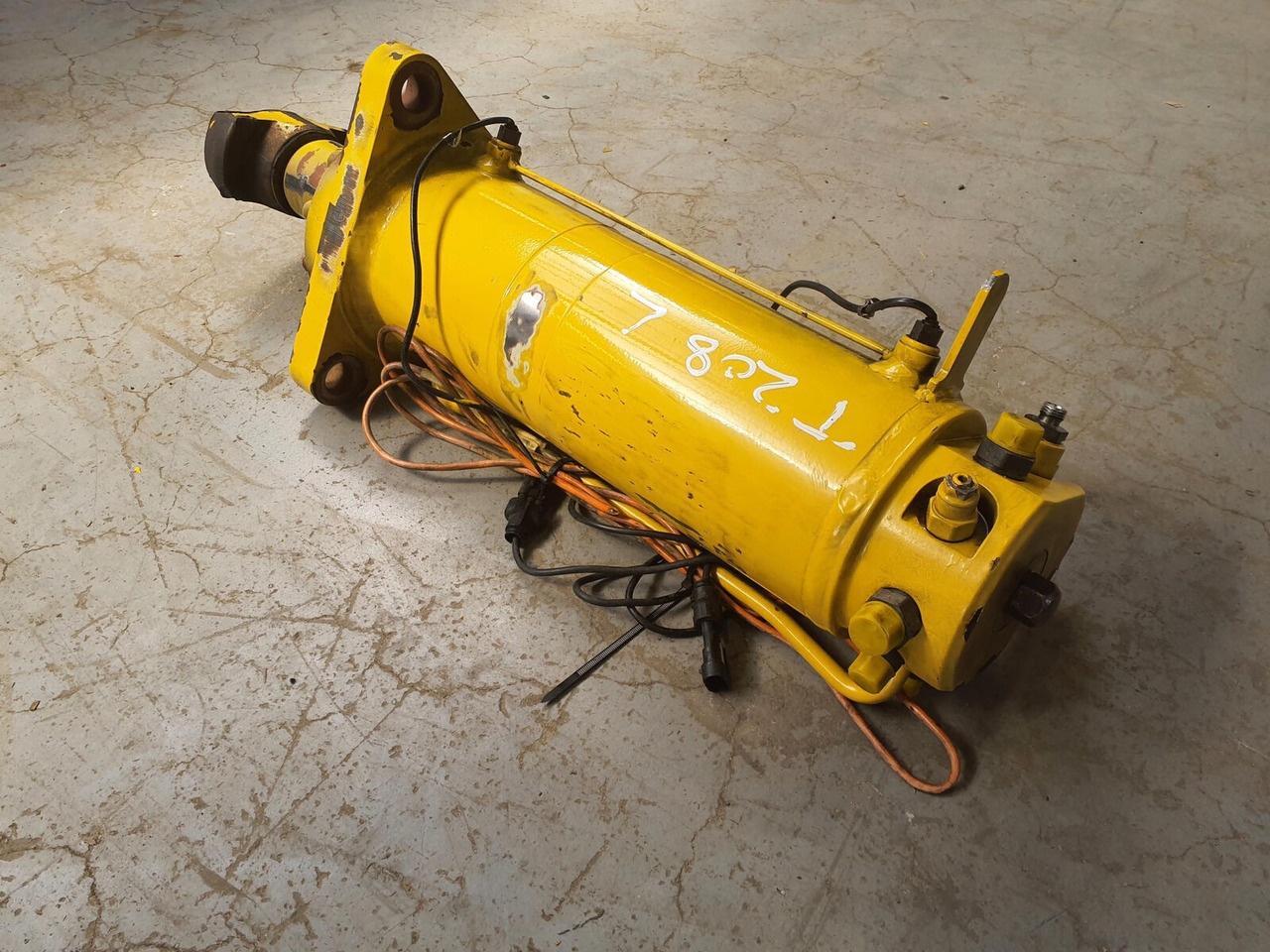 Grove GMK 5100 counterweight cylinder - Cilindro hidráulico para Autogrúa: foto 3 Grove GMK 5100 counterweight cylinder - Cilindro hidráulico para Autogrúa: foto 3