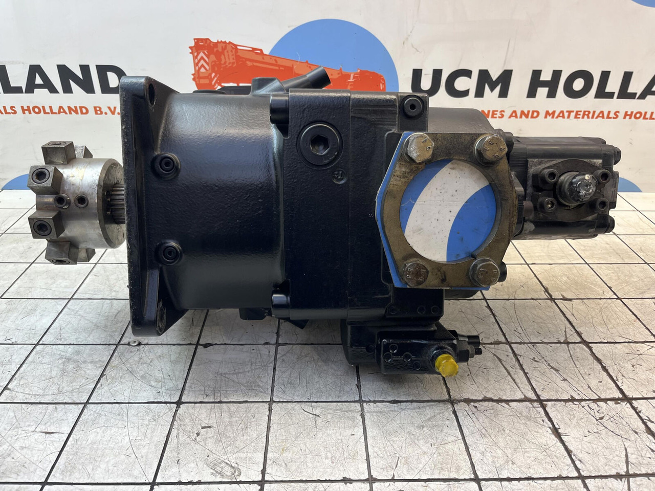 Grove GMK 5100 variable pump - Bomba hidráulica para Autogrúa: foto 5 Grove GMK 5100 variable pump - Bomba hidráulica para Autogrúa: foto 5