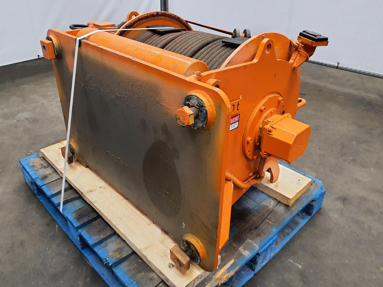 Grove GMK 5130-2 winch - Cabrestante para Autogrúa: foto 3 Grove GMK 5130-2 winch - Cabrestante para Autogrúa: foto 3