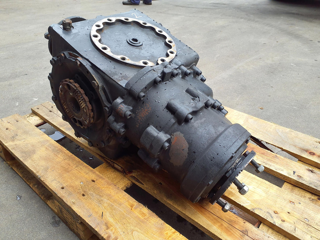Grove GMK 6400 diff box axle2 - Diferencial para Autogrúa: foto 5 Grove GMK 6400 diff box axle2 - Diferencial para Autogrúa: foto 5