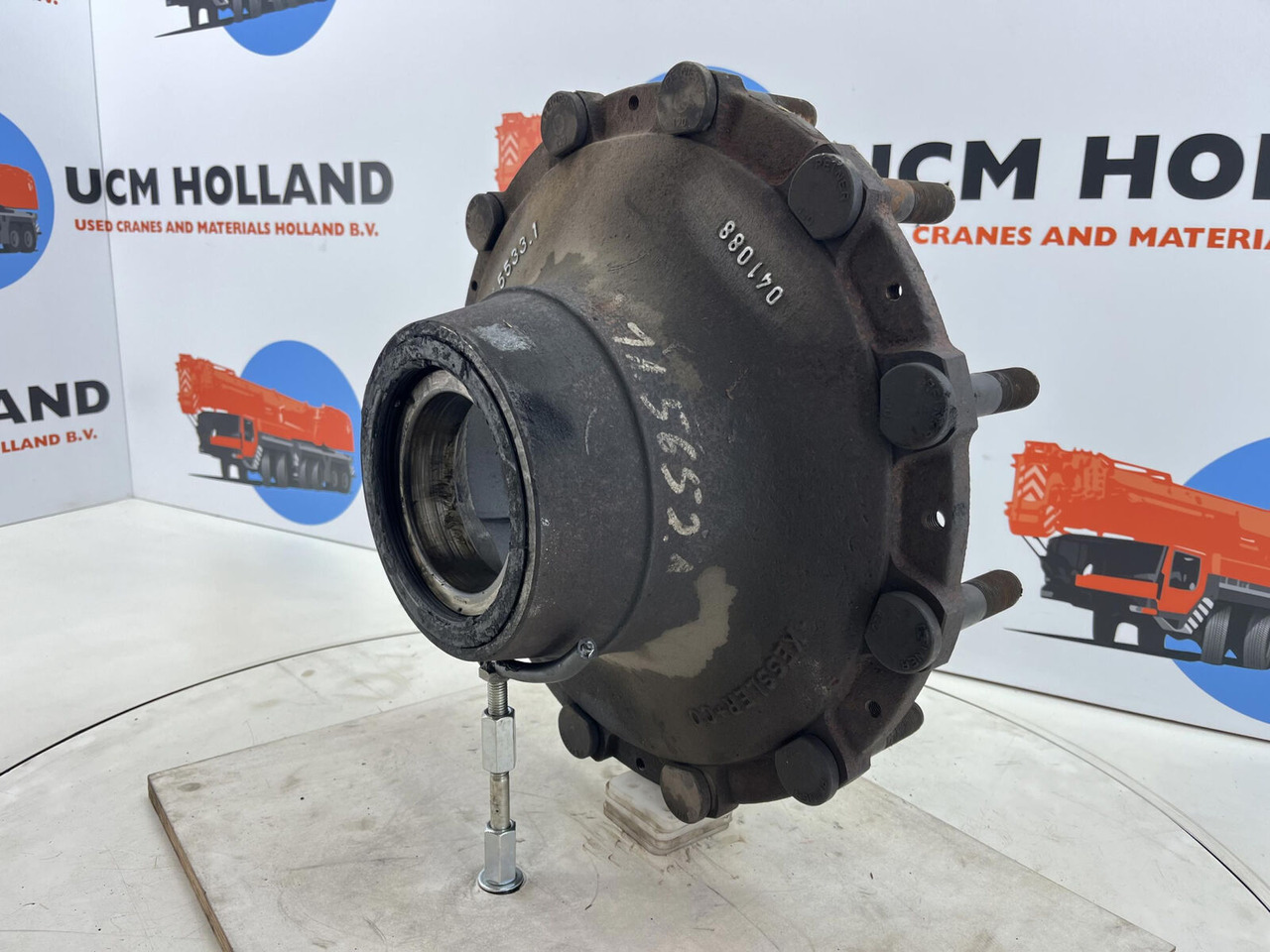 Grove GMK Megatrak wheel hub - Cubo para Grúa: foto 4 Grove GMK Megatrak wheel hub - Cubo para Grúa: foto 4