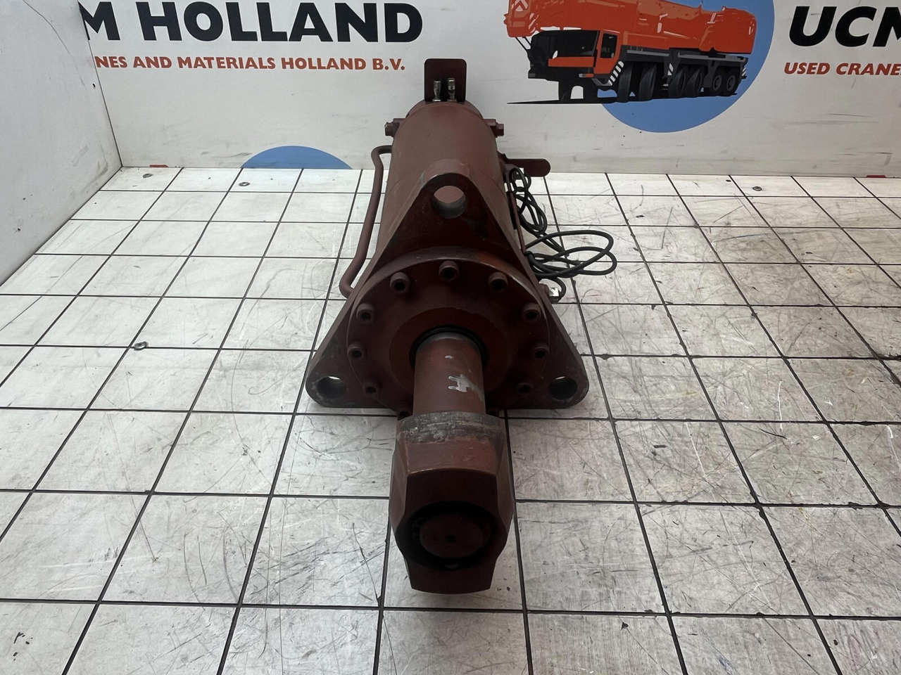 Grove GMK counterweight cylinder - Cilindro hidráulico para Autogrúa: foto 4 Grove GMK counterweight cylinder - Cilindro hidráulico para Autogrúa: foto 4