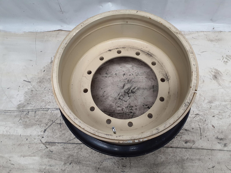 Grove Rim 525/80R25 12 20.5 3p - Llanta para Grúa: foto 2 Grove Rim 525/80R25 12 20.5 3p - Llanta para Grúa: foto 2